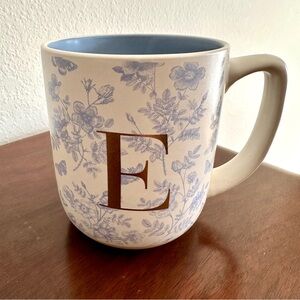 Sunday Morning Ceramics Blue Floral Monogram Metallic Gold “E” Mug